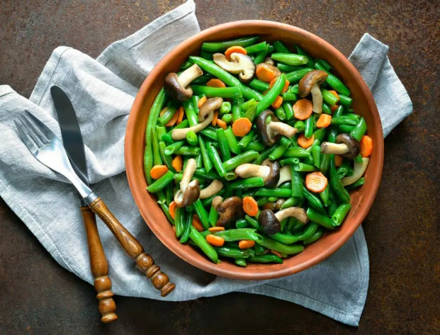 Judías verdes con champiñones y ajo picante, Navidad