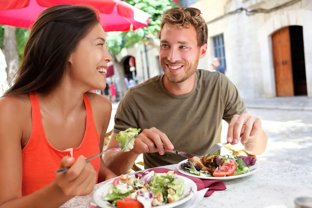 昼食で避けた方が良い食べ物12選