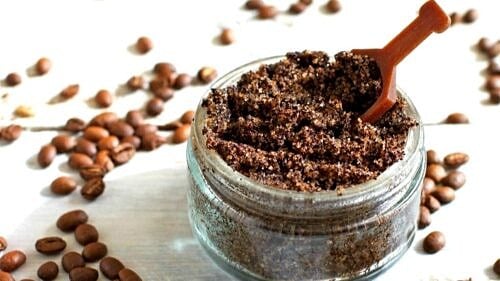 Coffee Ground Body Scrub: A DIY Recipe for Smooth Skin
