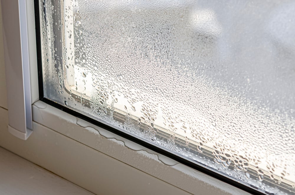 Lower indoor air pollution by preventing condensation